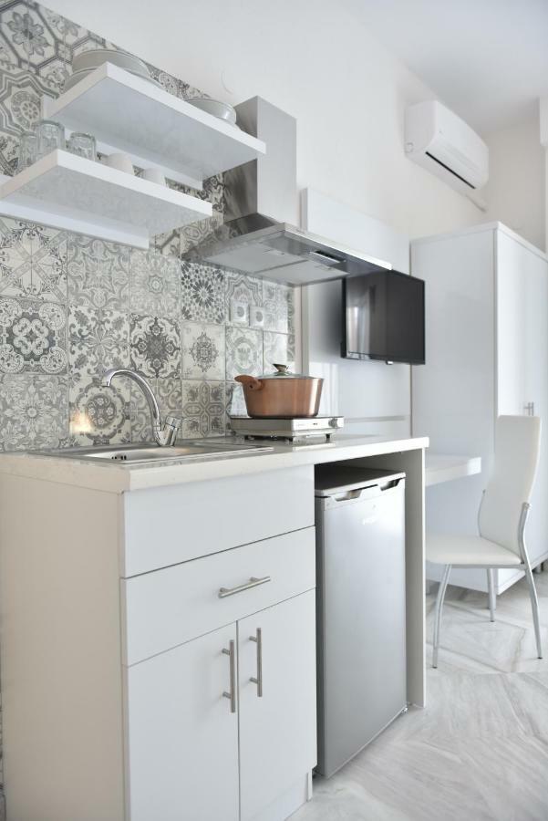 Ilion Luxury Apartments Ασπροβάλτα Εξωτερικό φωτογραφία